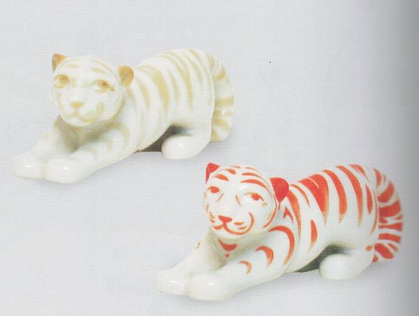 Белый тигренок – Полонский завод художественной керамики – описание и цена в каталоге фарфора