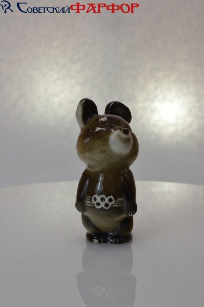 Фарфоровый олимпийский мишка