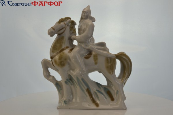 Красноармеец на коне - фарфоровая статуэтка - продажа